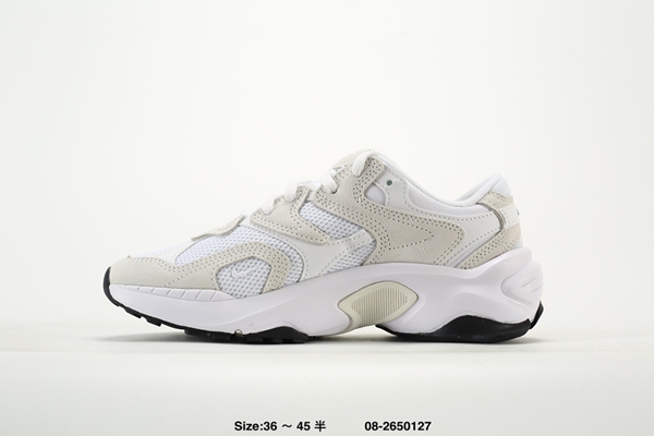 ナイキ靴側面デザイン